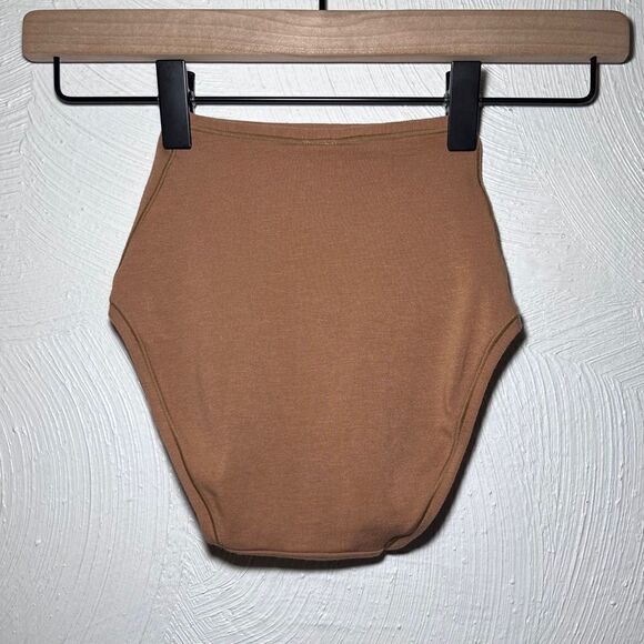 SKIMS Cotton Jersey Full Brief in Camel - Picture 2 of 5
